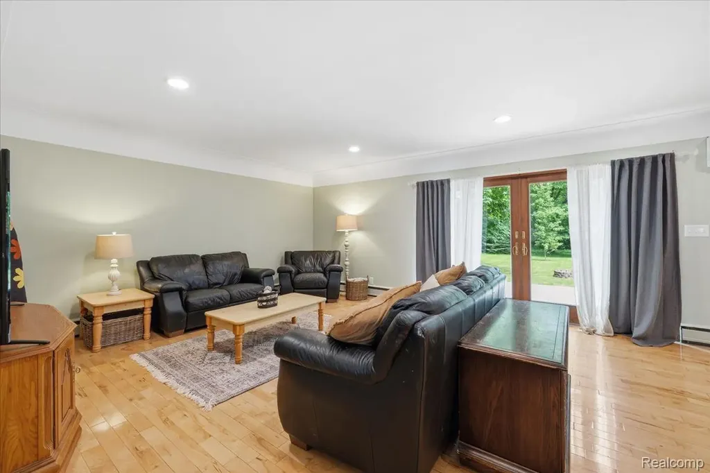 10210 Lavern Court Vienna Charter Township MI 48420