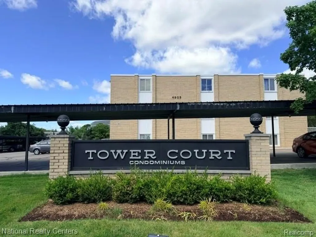 4913 Crooks Road Crooks Road Royal Oak City MI 48073