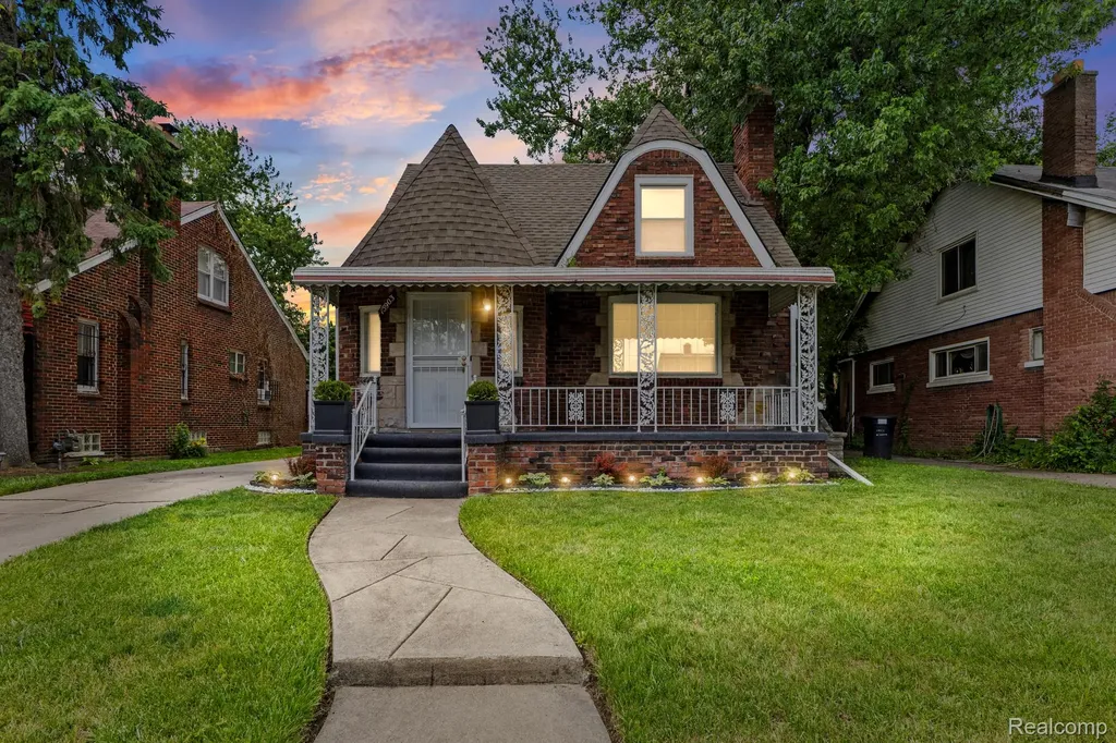 15903 Saint Marys Street Detroit City MI 48227