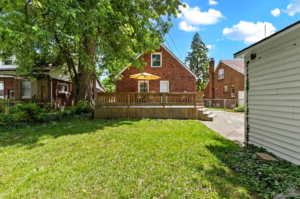 15903 Saint Marys Street Detroit City MI 48227