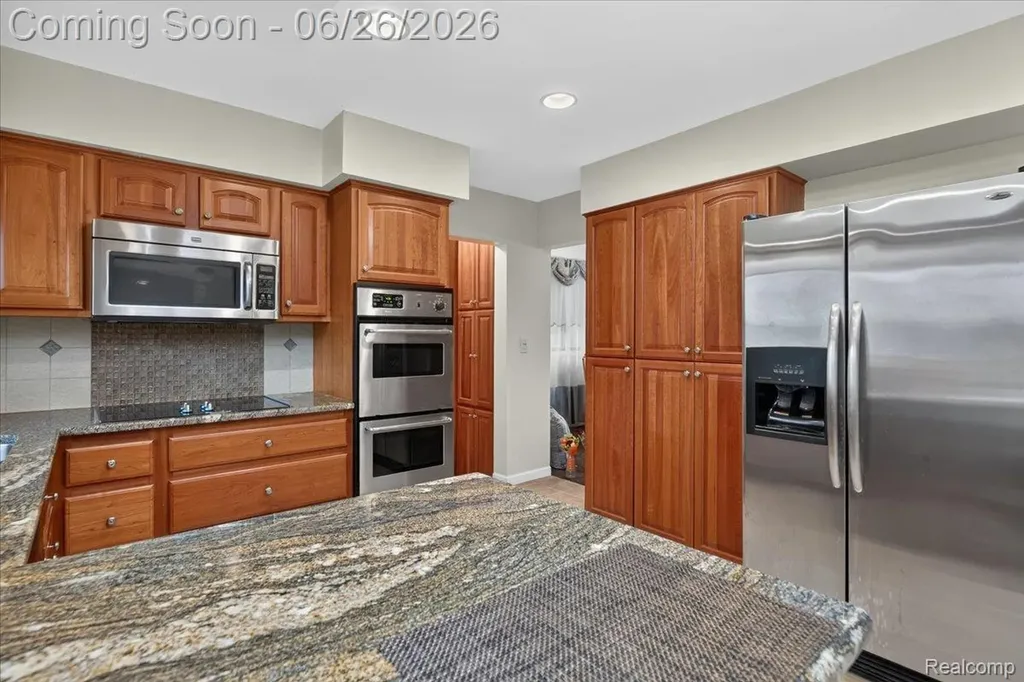 18917 Filmore Street Southfield City MI 48075
