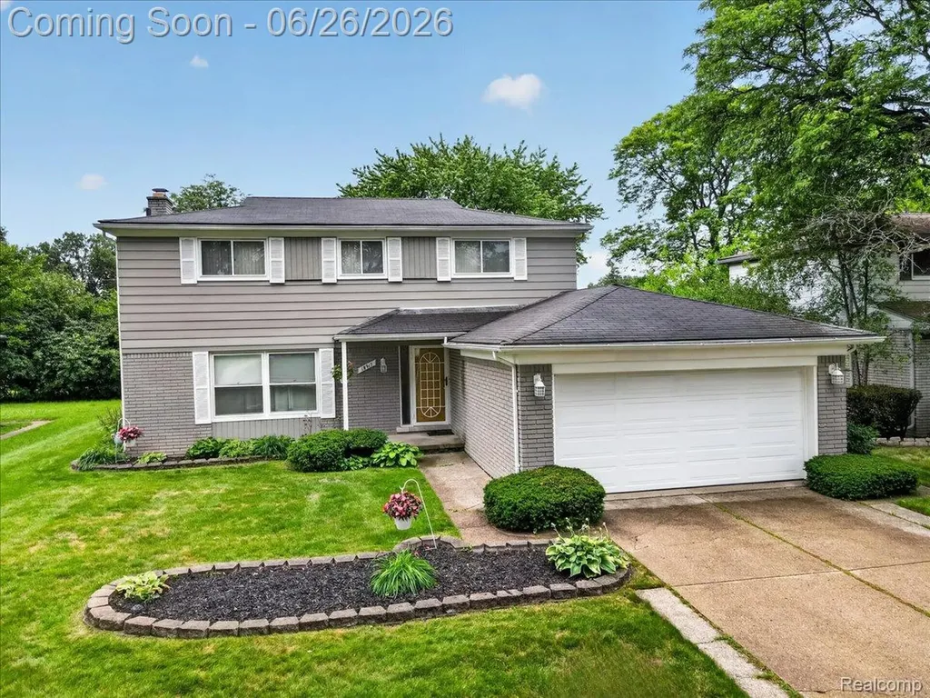 18917 Filmore Street Southfield City MI 48075