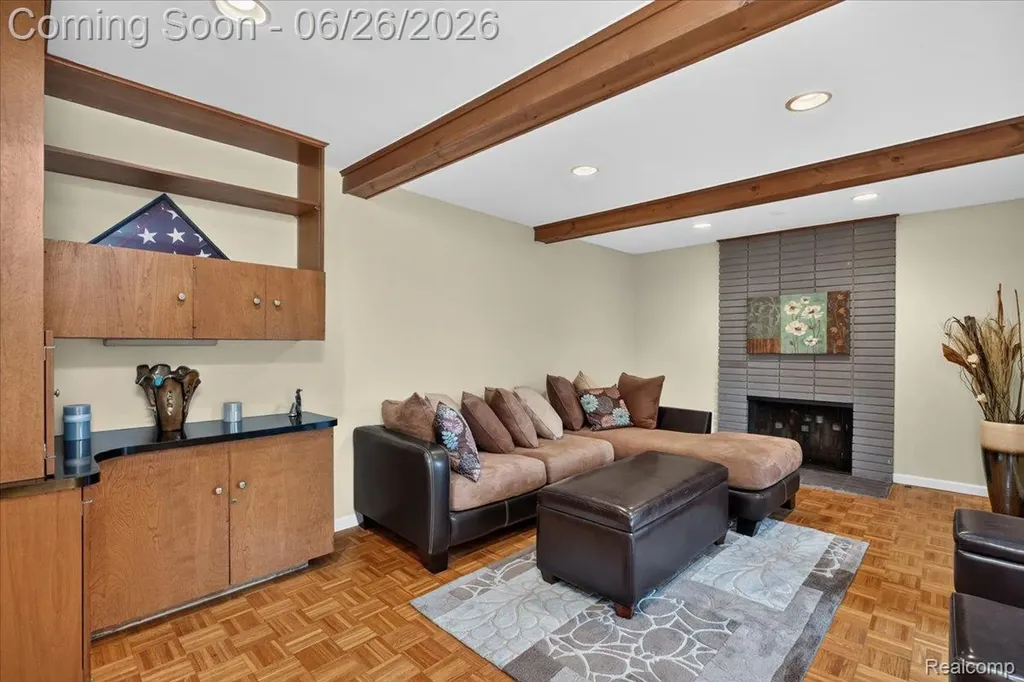 18917 Filmore Street Southfield City MI 48075