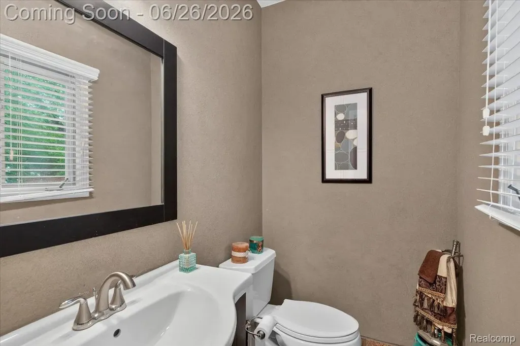 18917 Filmore Street Southfield City MI 48075