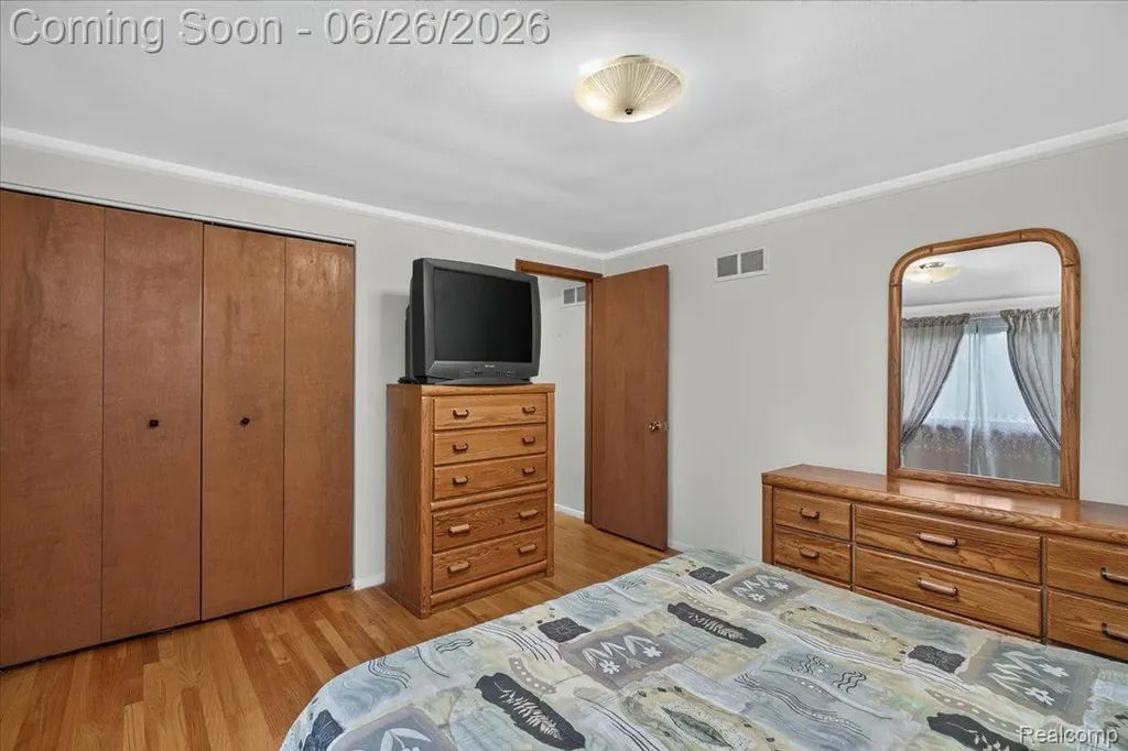 18917 Filmore Street Southfield City MI 48075