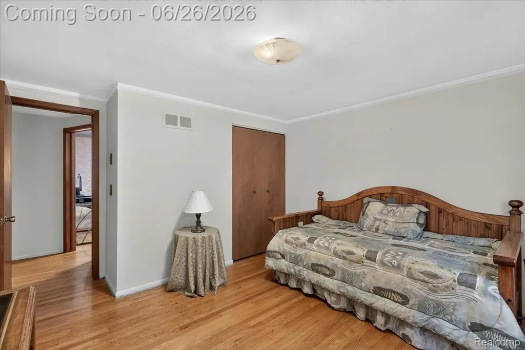 18917 Filmore Street Southfield City MI 48075