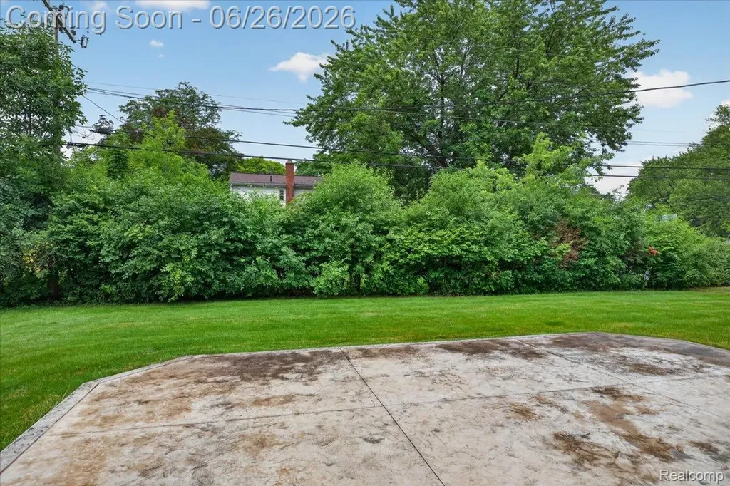 18917 Filmore Street Southfield City MI 48075