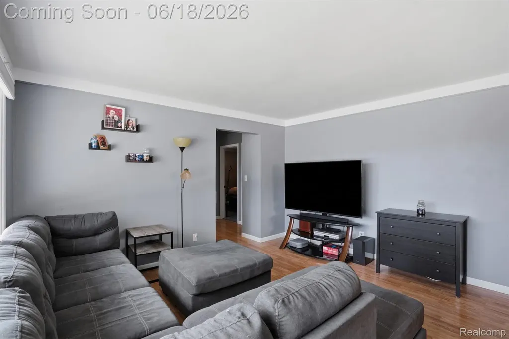 18301 Marquette Street Roseville City MI 48066