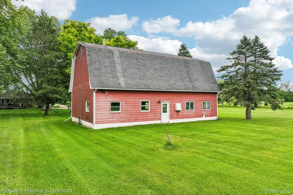 66653 Hartway Road Ray Township MI 48096