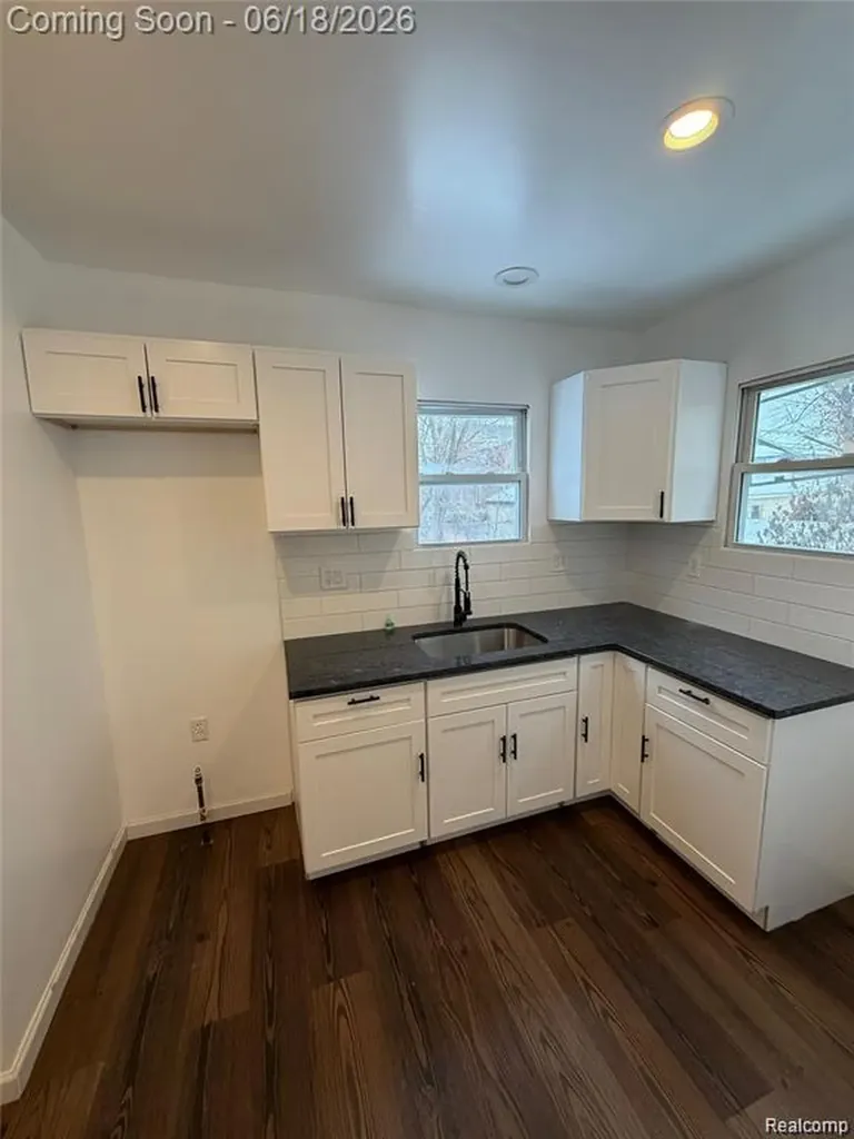 13997 Cloverlawn Street Detroit City MI 48238