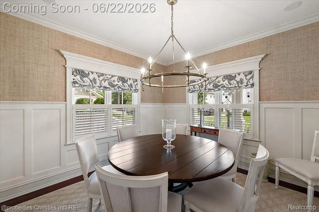 469 Bonnie Brier Street Birmingham City MI 48009
