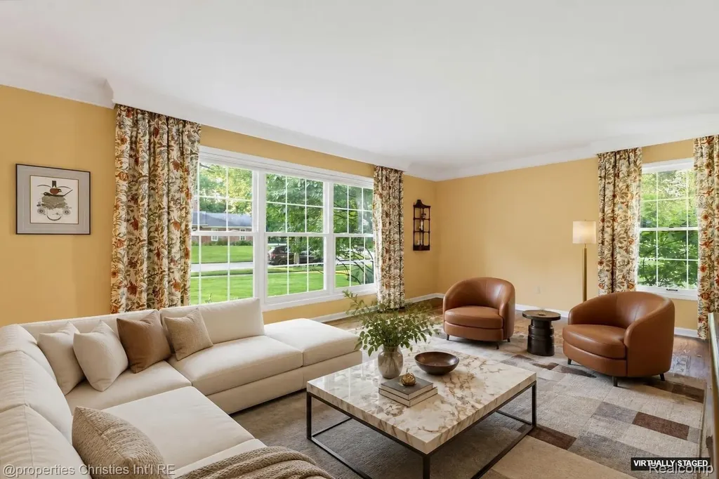 2593 Hounds Chase Drive Troy City MI 48098
