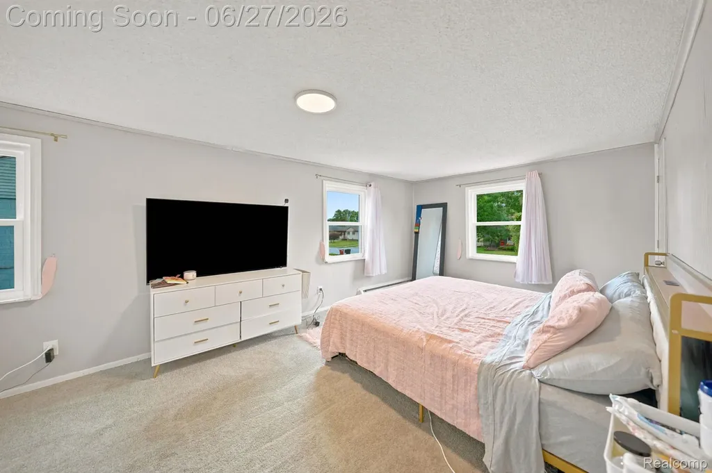 29156 Coolidge Street Roseville City MI 48066
