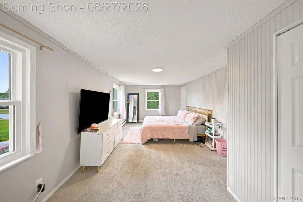 29156 Coolidge Street Roseville City MI 48066