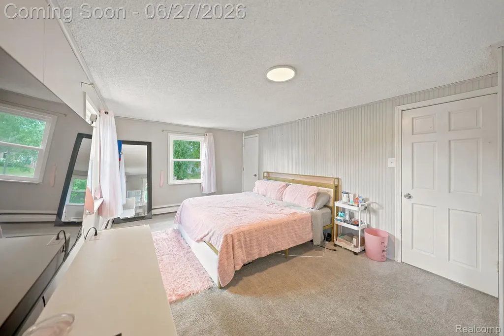 29156 Coolidge Street Roseville City MI 48066