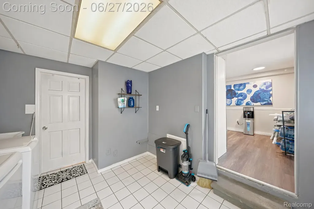 29156 Coolidge Street Roseville City MI 48066