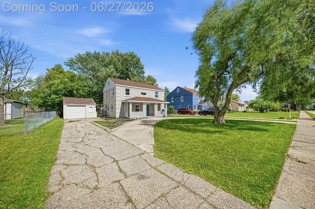 29156 Coolidge Street Roseville City MI 48066