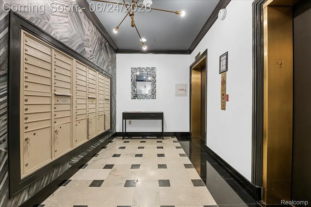 525 W Lafayette Boulevard Detroit City MI 48226