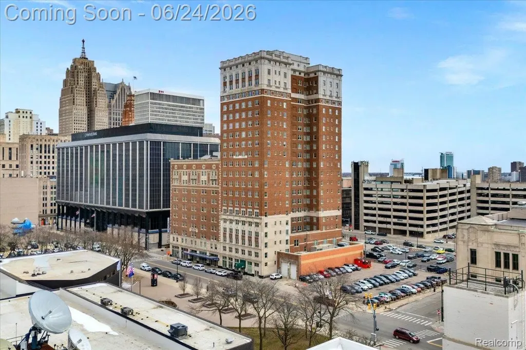 525 W Lafayette Boulevard Detroit City MI 48226