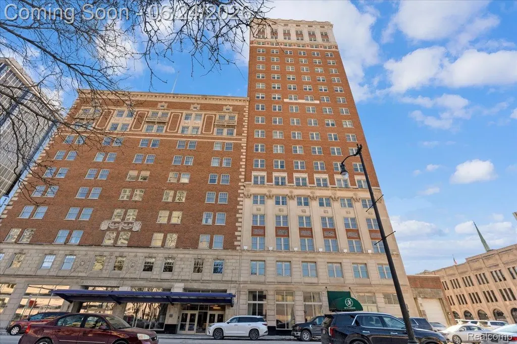 525 W Lafayette Boulevard Detroit City MI 48226