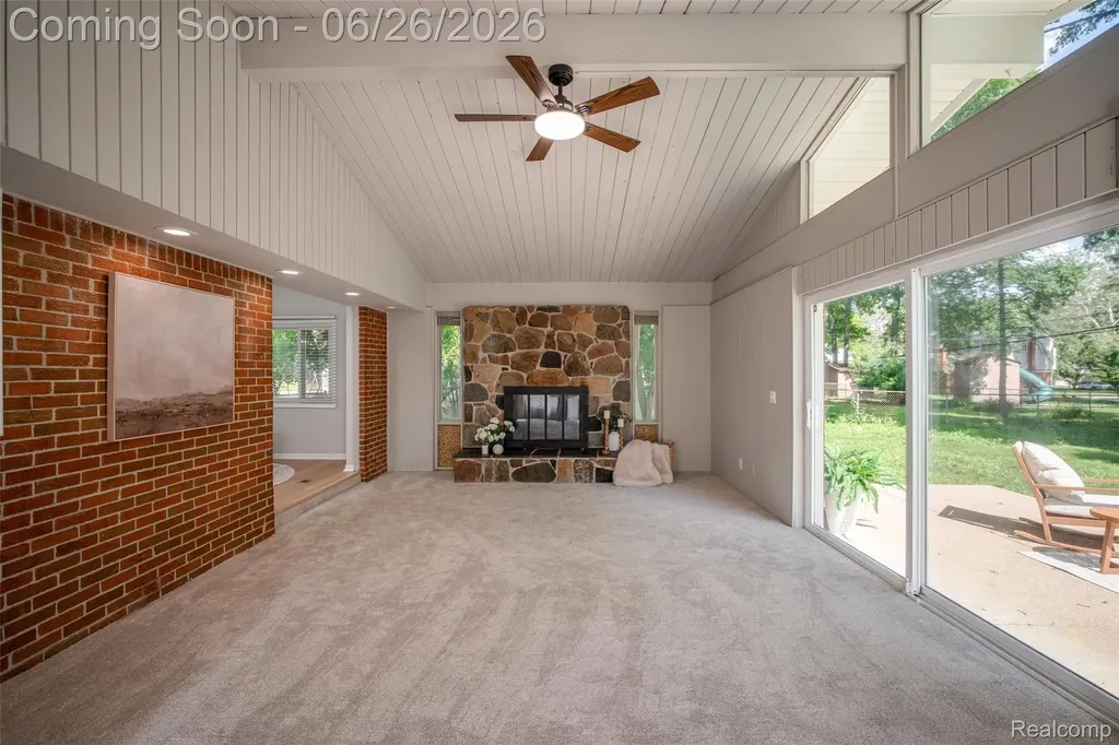 30227 Stockton Avenue Farmington City MI 48336