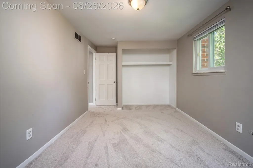 30227 Stockton Avenue Farmington City MI 48336