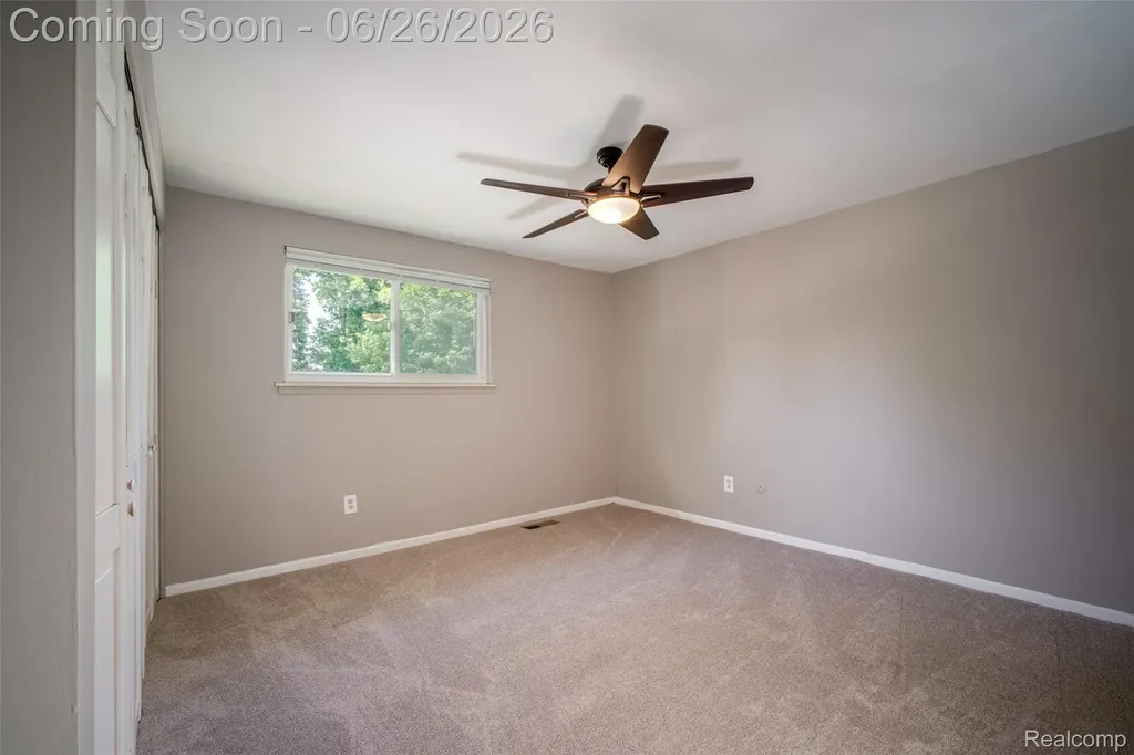 30227 Stockton Avenue Farmington City MI 48336