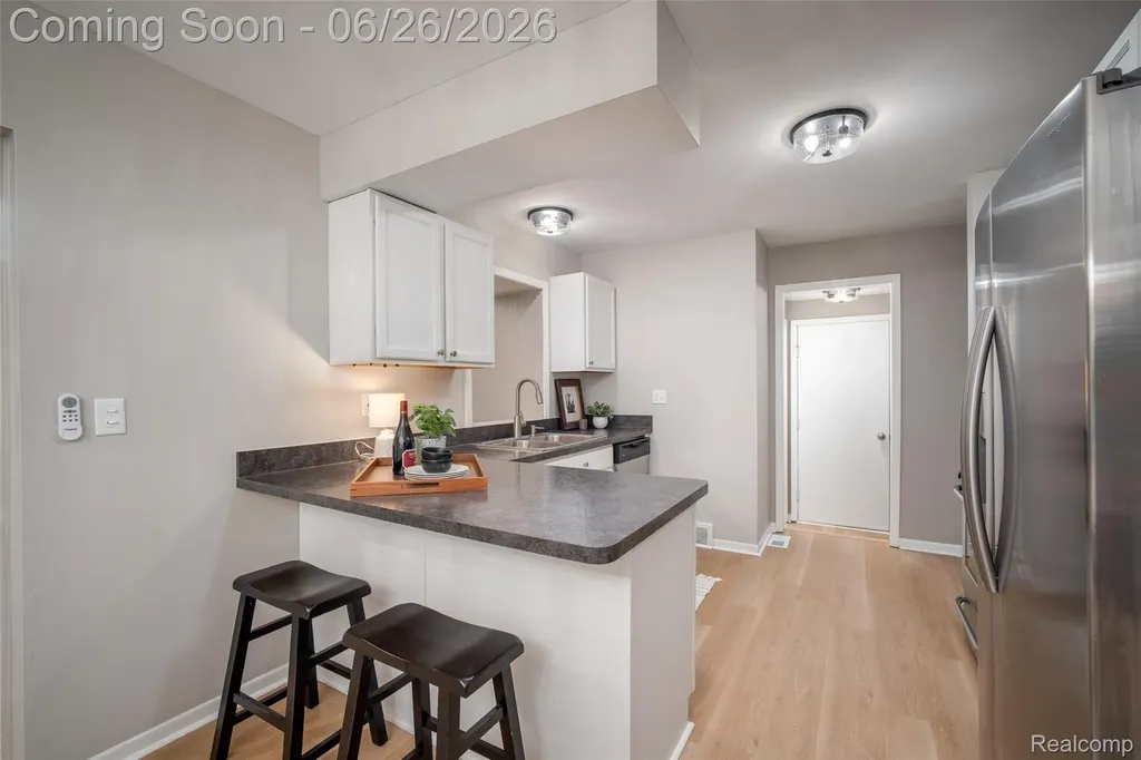 30227 Stockton Avenue Farmington City MI 48336