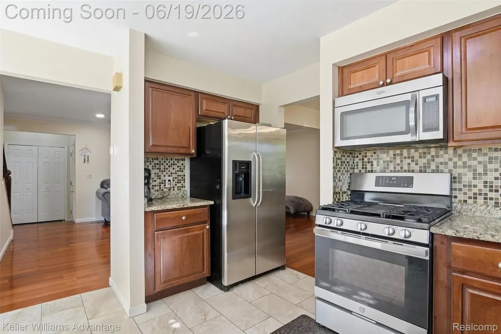 24438 Cote D Nel Drive Farmington Hills City MI 48336