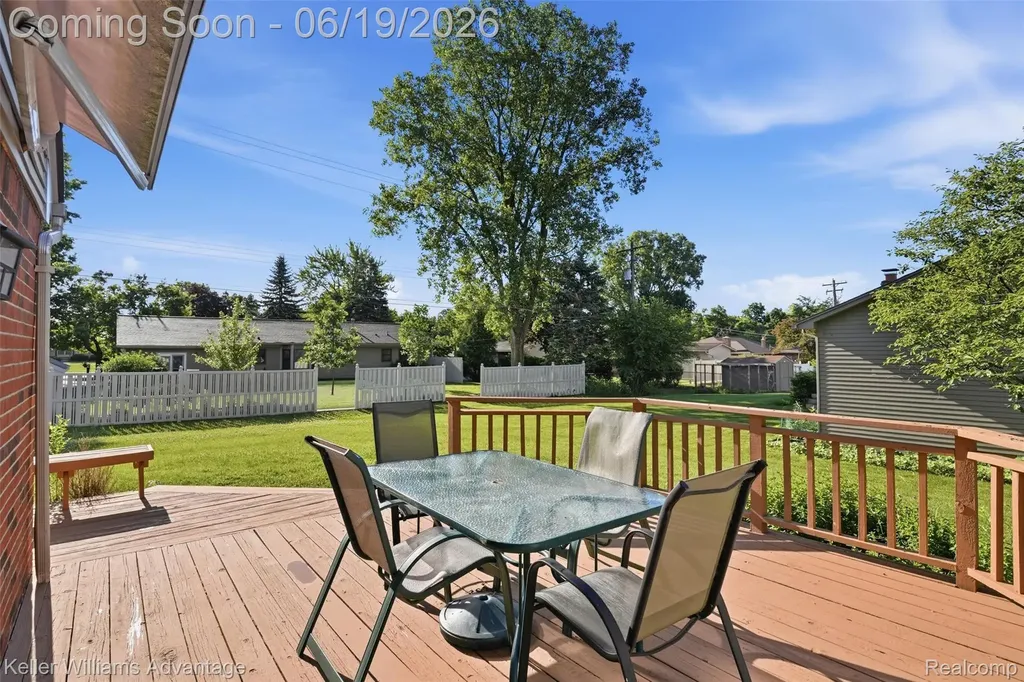 24438 Cote D Nel Drive Farmington Hills City MI 48336