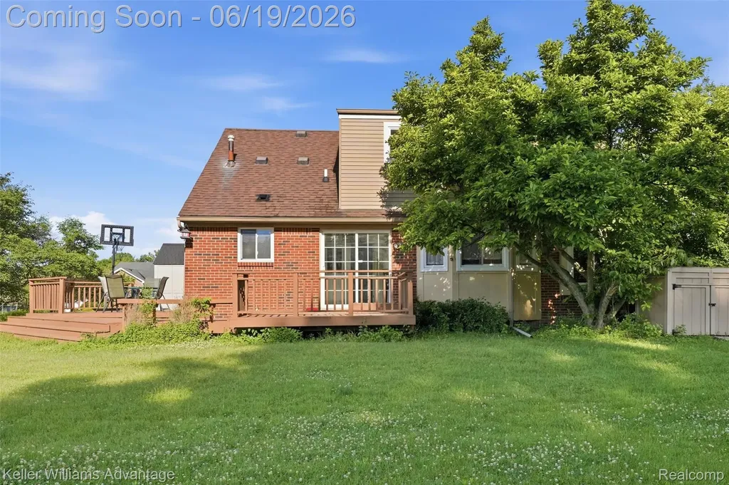 24438 Cote D Nel Drive Farmington Hills City MI 48336
