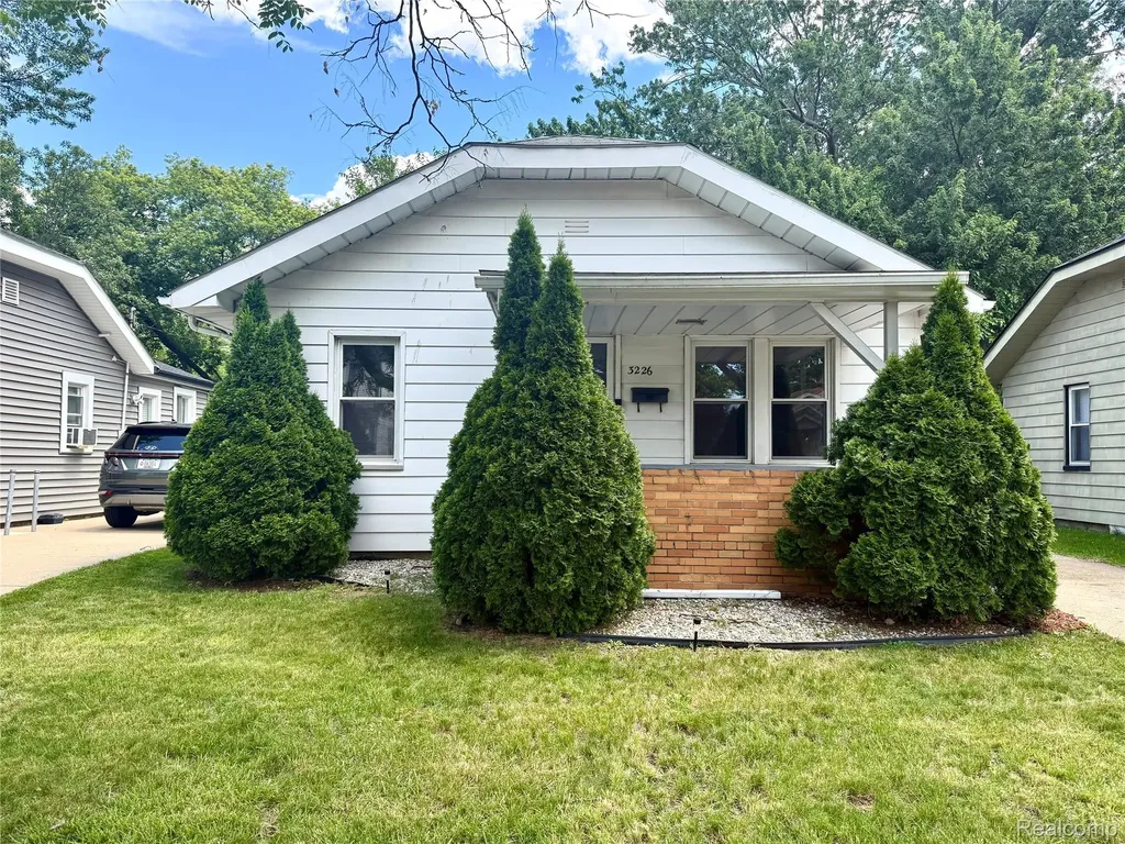 3226 Grayson Street Ferndale City MI 48220