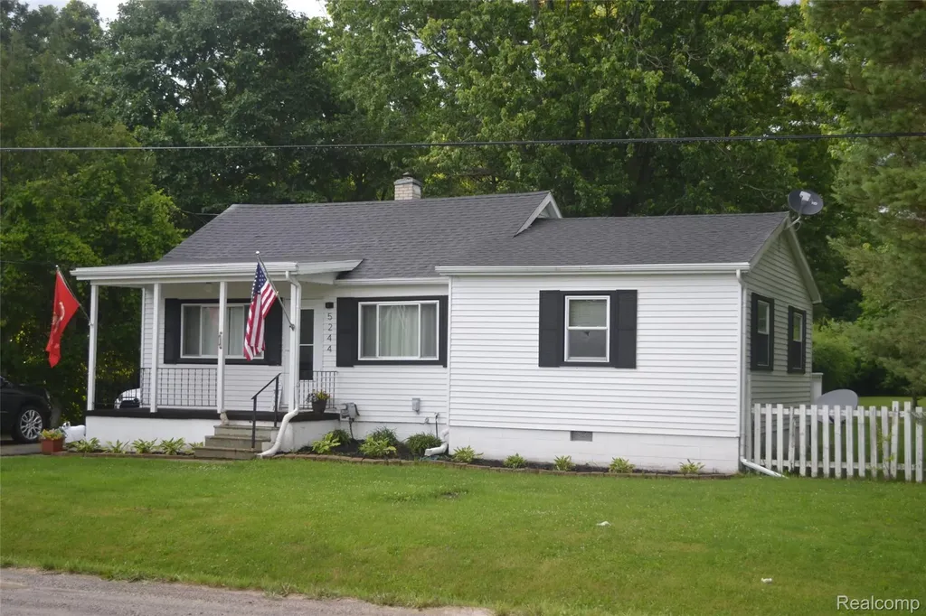 5244 Oleksyn Road Mt. Morris Township MI 48504