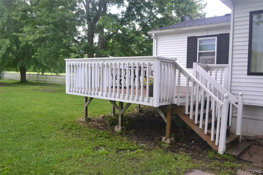 5244 Oleksyn Road Mt. Morris Township MI 48504