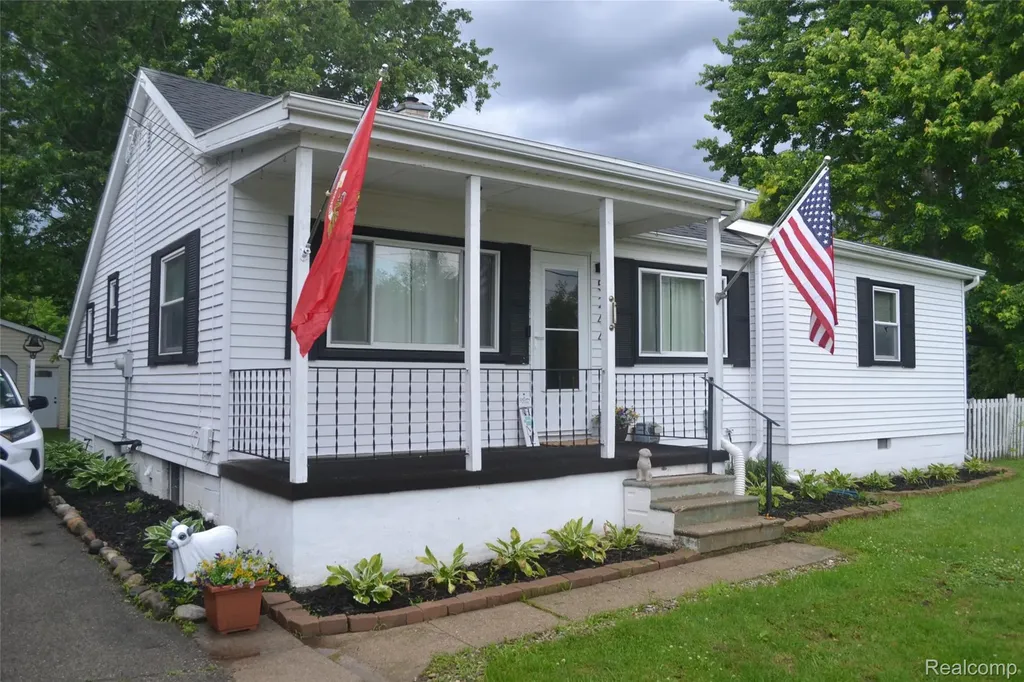 5244 Oleksyn Road Mt. Morris Township MI 48504