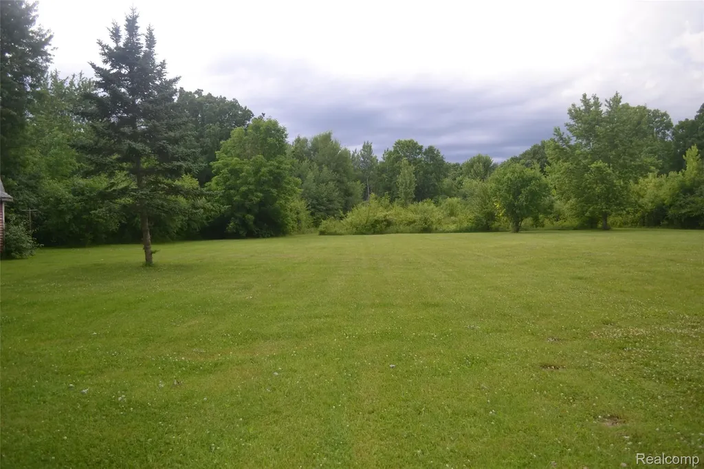 5244 Oleksyn Road Mt. Morris Township MI 48504