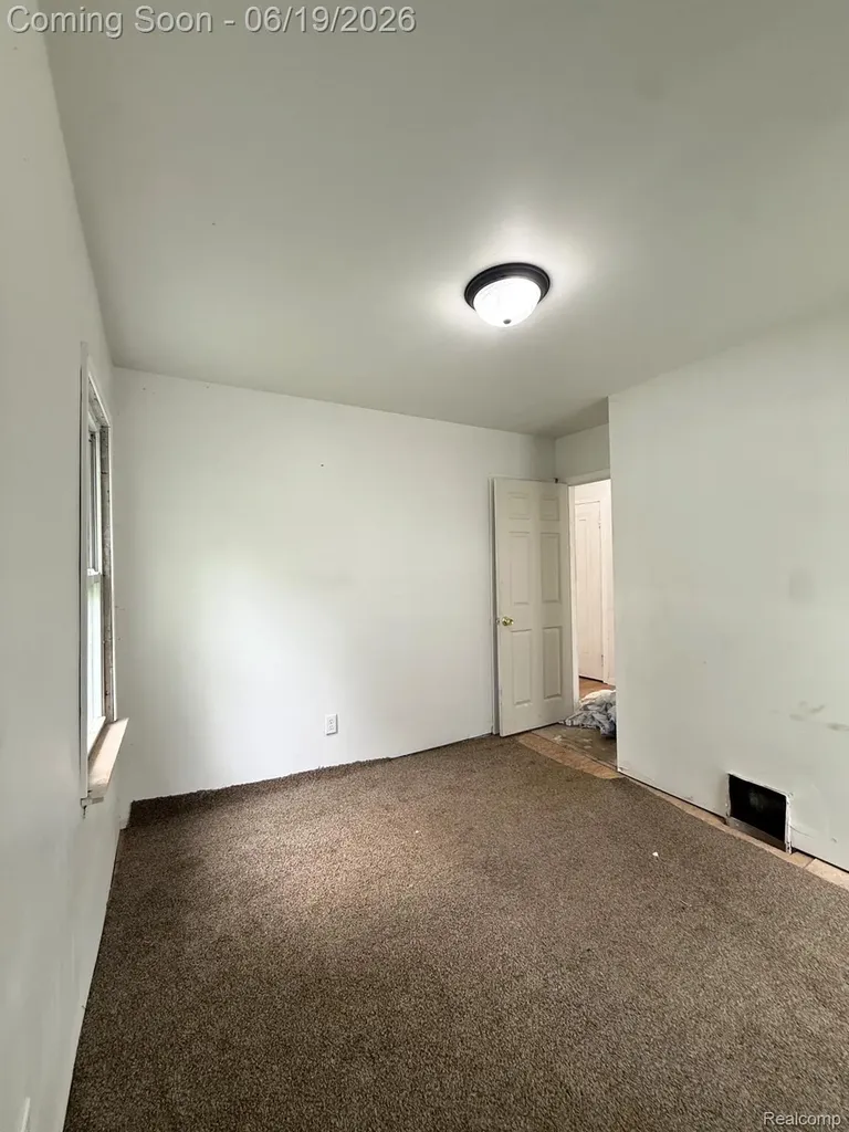 9536 Plainview Avenue Detroit City MI 48228
