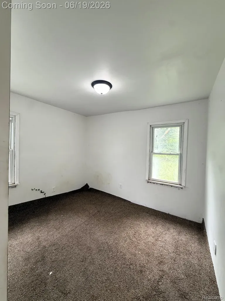 9536 Plainview Avenue Detroit City MI 48228