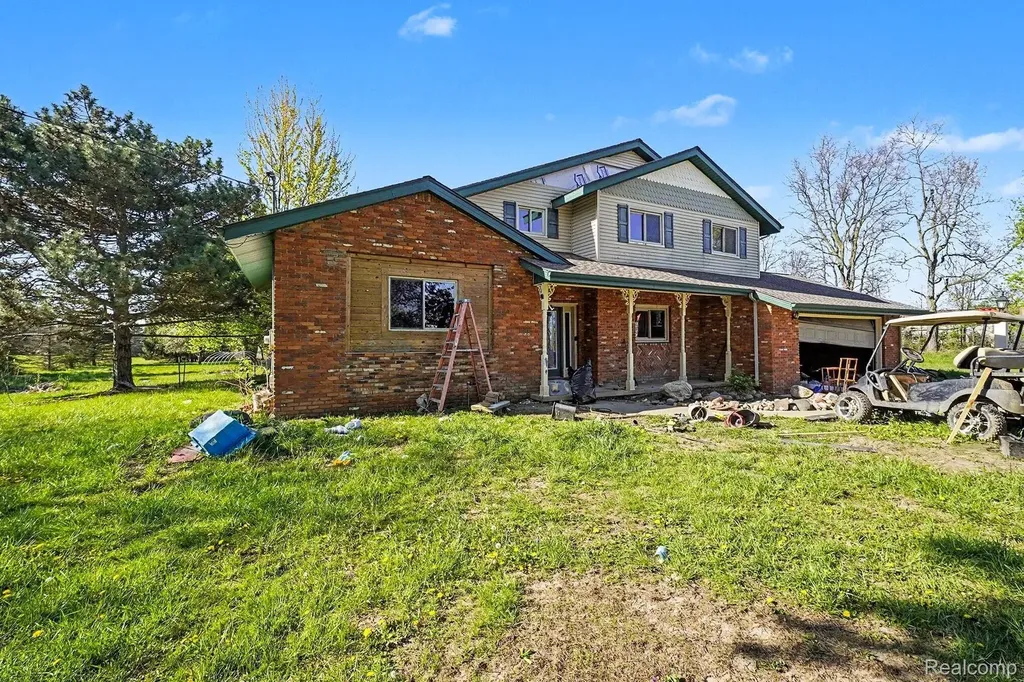 7255 Lahring Road Argentine Township MI 48436