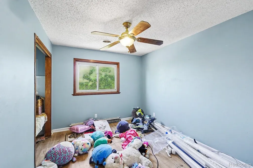 7255 Lahring Road Argentine Township MI 48436