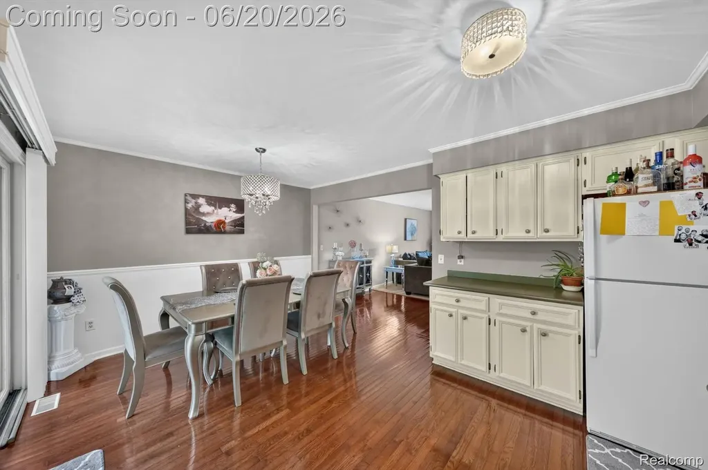 15905 New Bedford Drive Clinton Charter Township MI 48038