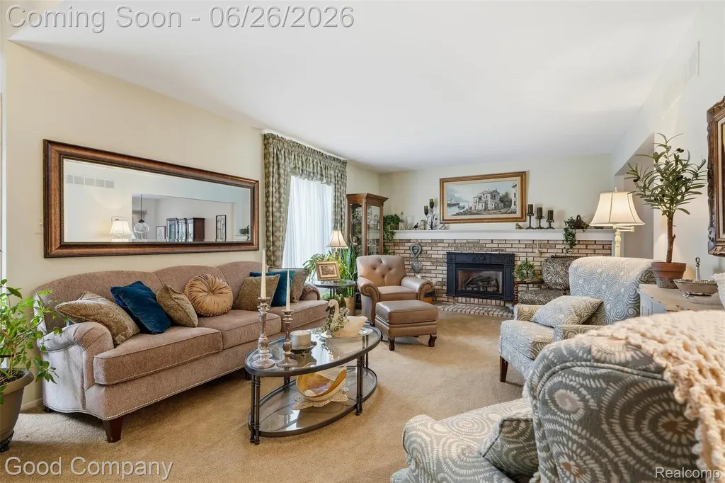 38630 Meeting House Lane Livonia City MI 48154