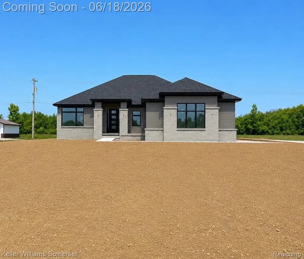 7085 Dryden Road Almont Township MI 48003