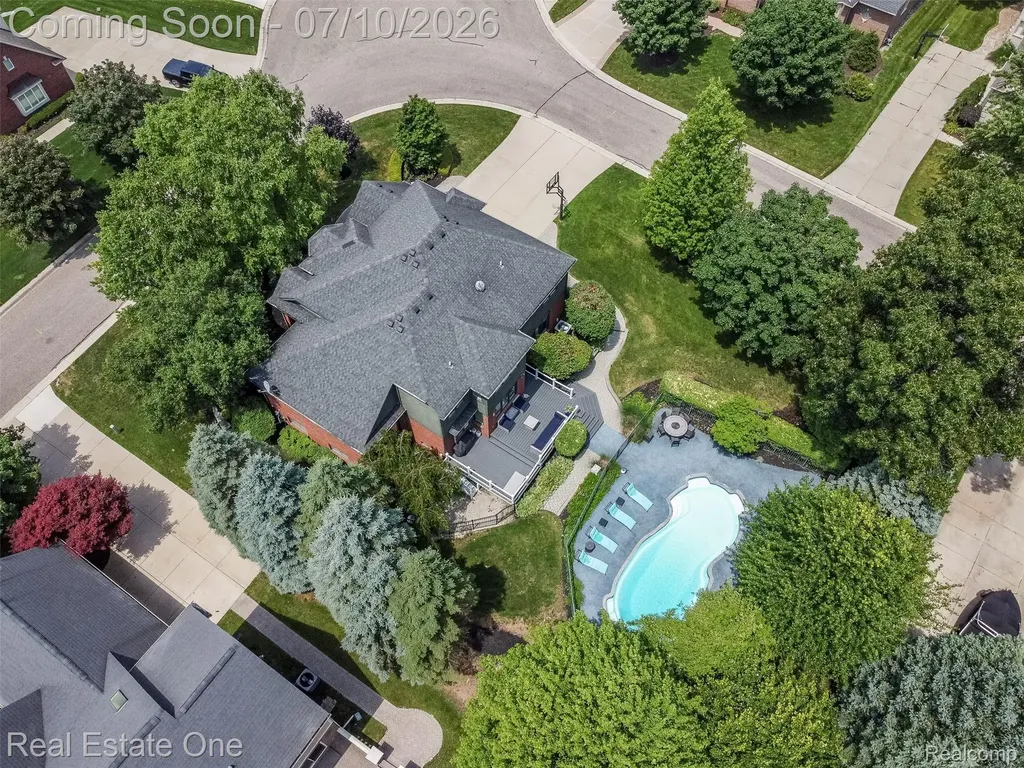 4488 Philip Commerce Charter Township MI 48382