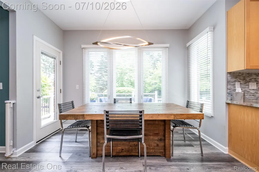 4488 Philip Commerce Charter Township MI 48382
