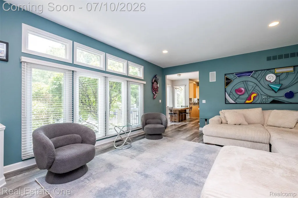 4488 Philip Commerce Charter Township MI 48382