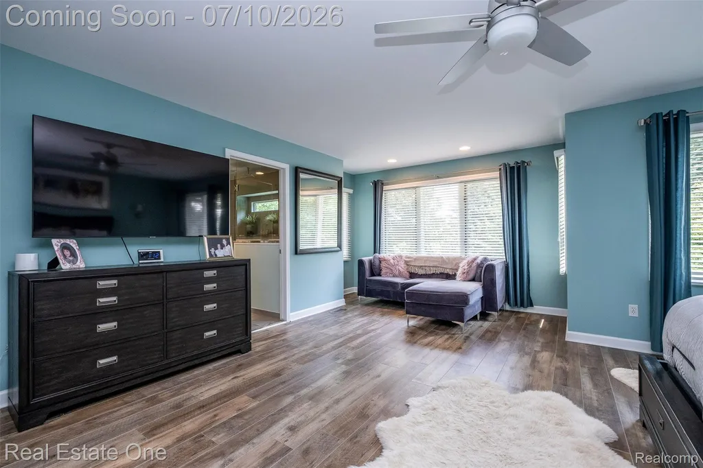 4488 Philip Commerce Charter Township MI 48382