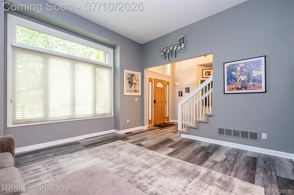 4488 Philip Commerce Charter Township MI 48382