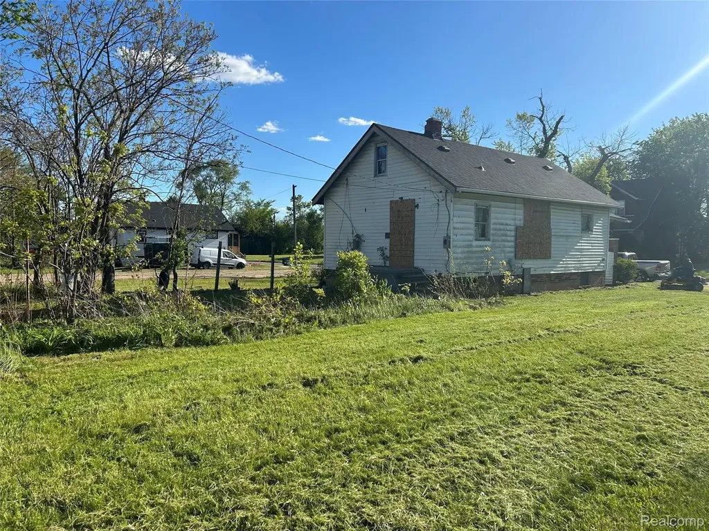 9088 Monica Street Detroit City MI 48204