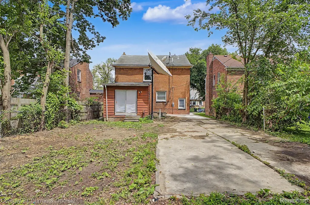 9263 Rosemont St Avenue Detroit City MI 48228